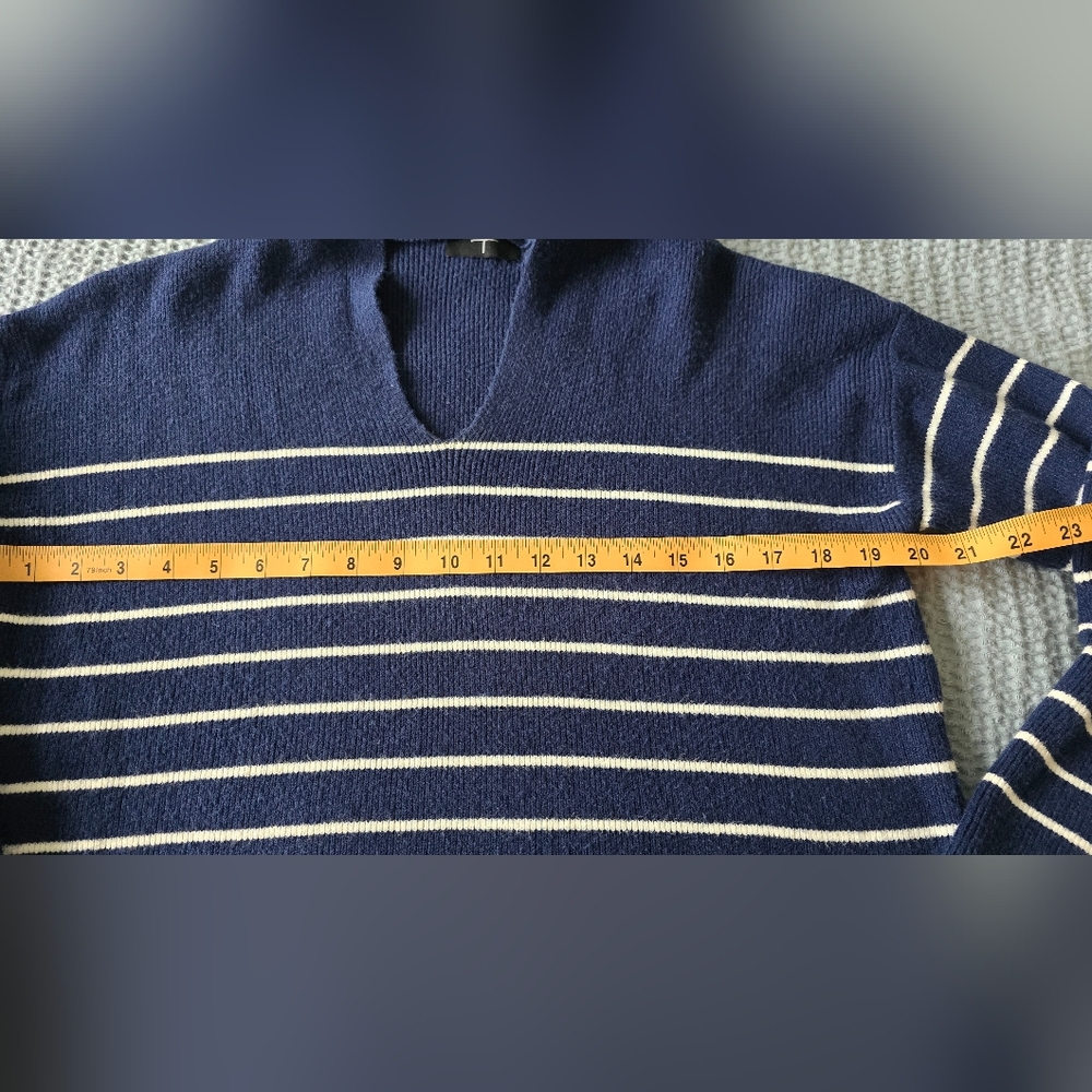 Tahari Women's V-Neck Sweater in Navy and White Stripes - Picture 8 of 9